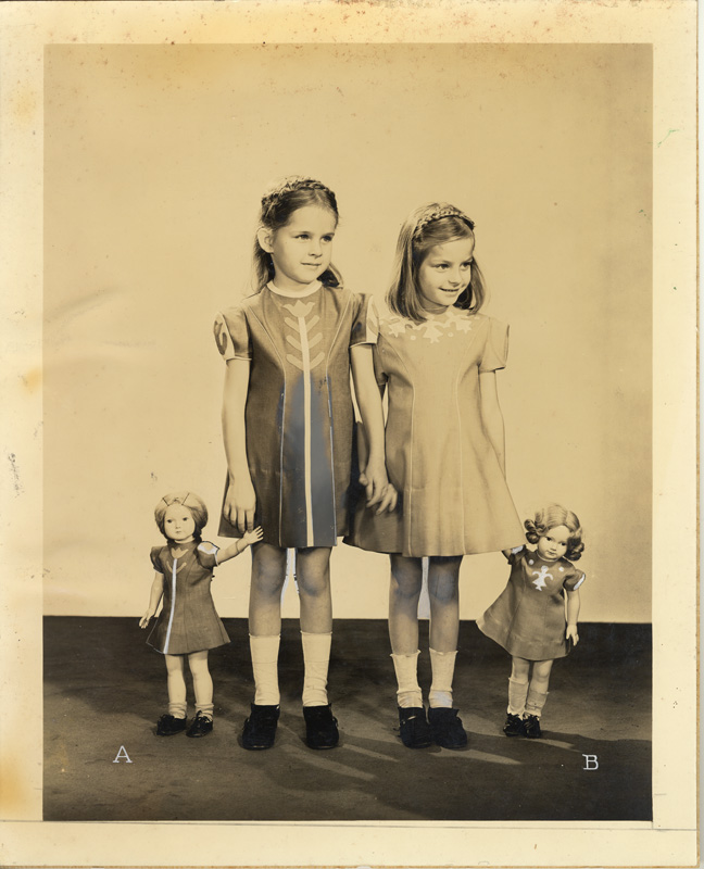 Harry Watts Studio (New York, New York)
Solveig and Rozsika with dolls, ca. 1938
Photograph, 10 x 8 inches