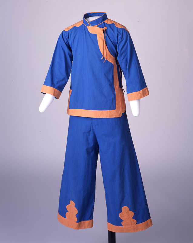 Pajamas, c. 1935
Cotton, Length of top 18 inches; length of pants 25 3/4 inches Cat. 67