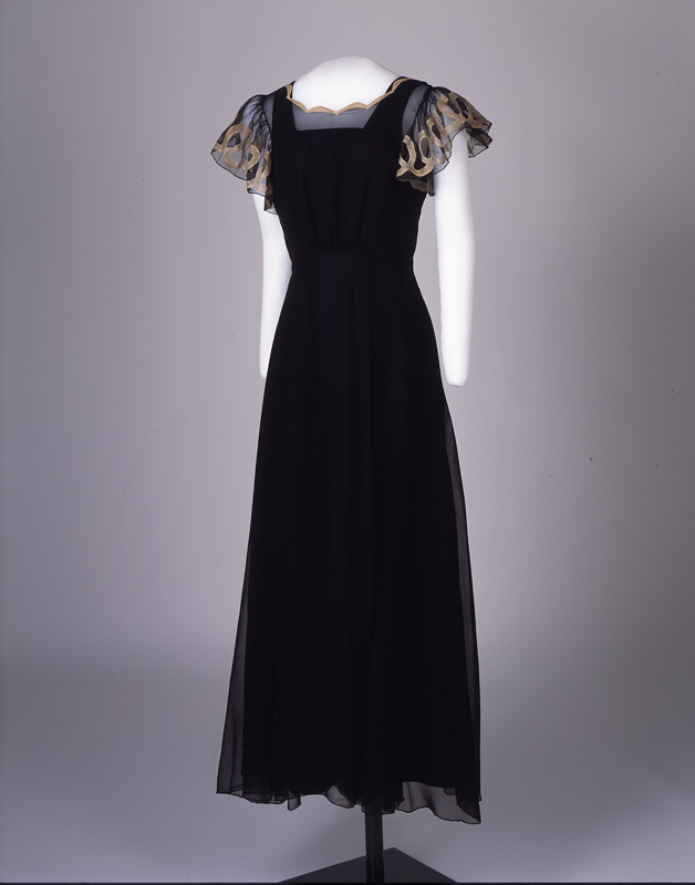 Dress with slip. ca. 1930 Silk with zipper, length approx. 51 inches Cat.6